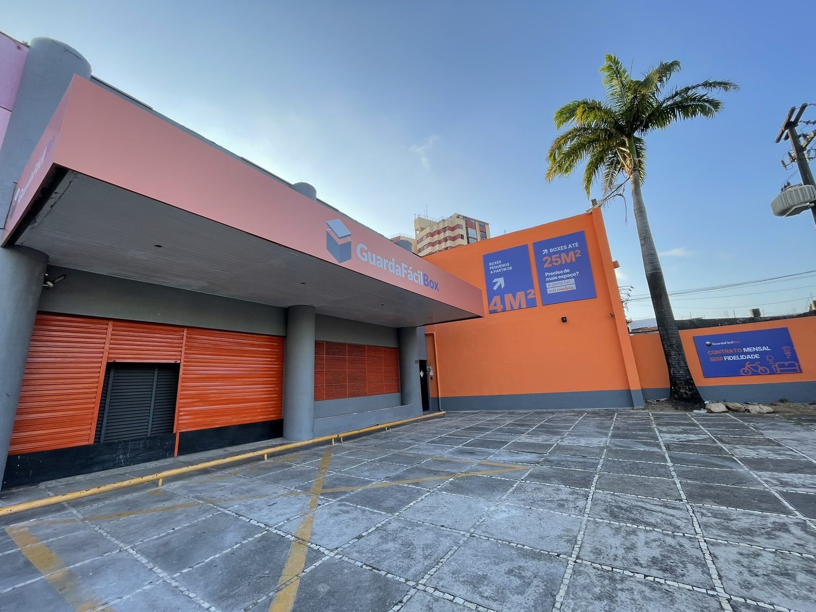 Fachada da GuardaFácil Box na Av. Aguanambi, 150B, Fortaleza